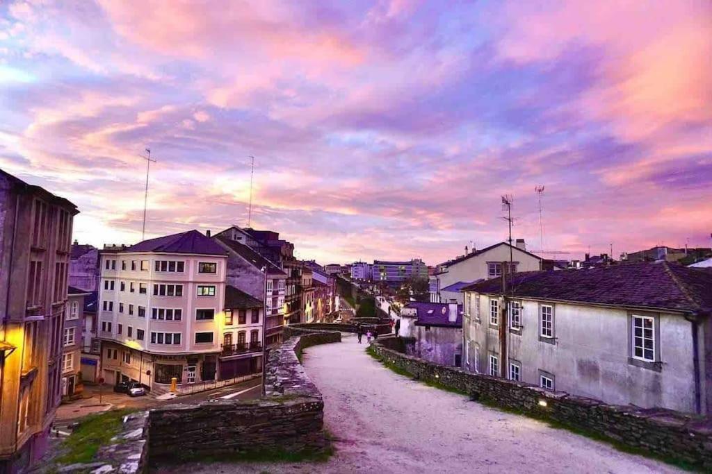 Apartamento Dentro De Muralla Y Parking Gratuito En Pleno Centro Lugo Ngoại thất bức ảnh